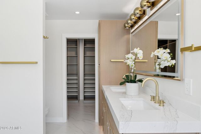 7501 N 21ST Place, Phoenix, AZ 85020