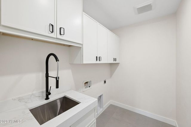 7501 N 21ST Place, Phoenix, AZ 85020