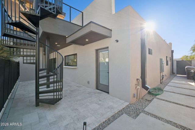 7501 N 21ST Place, Phoenix, AZ 85020