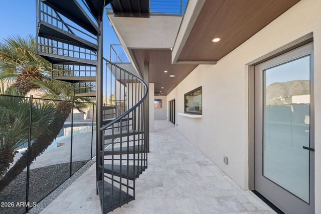 7501 N 21ST Place, Phoenix, AZ 85020