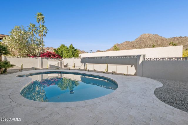 7501 N 21ST Place, Phoenix, AZ 85020