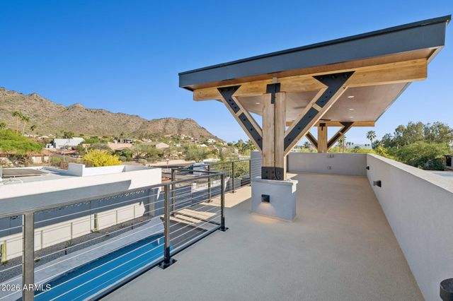 7501 N 21ST Place, Phoenix, AZ 85020