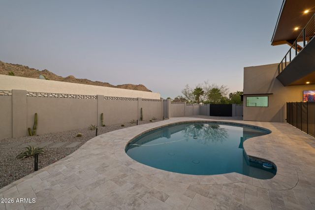 7501 N 21ST Place, Phoenix, AZ 85020