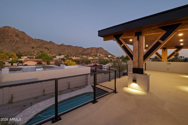 7501 N 21ST Place, Phoenix, AZ 85020