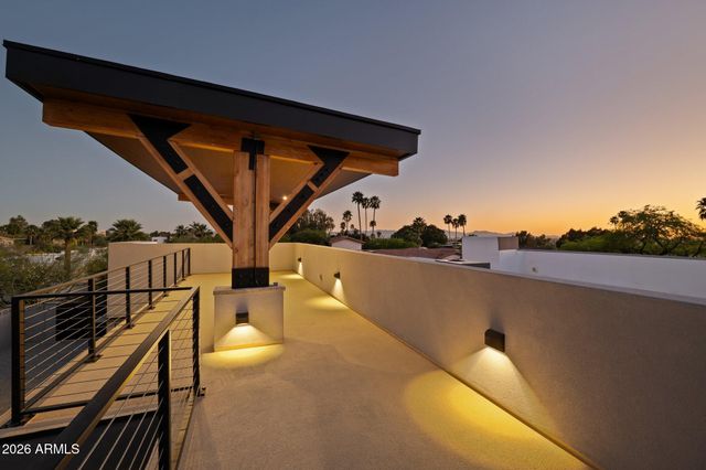 7501 N 21ST Place, Phoenix, AZ 85020