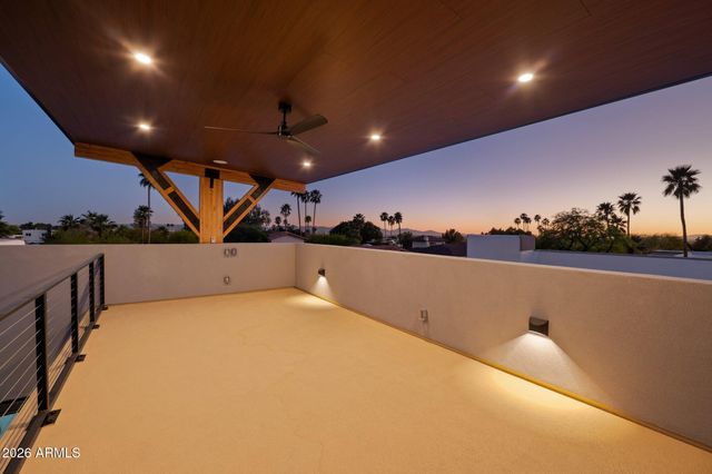 7501 N 21ST Place, Phoenix, AZ 85020