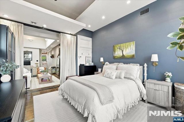 929 Garden Street 5L, Hoboken, NJ 07030