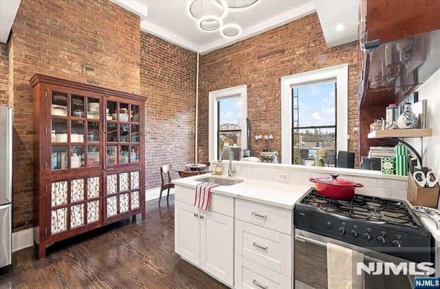 929 Garden Street 5L, Hoboken, NJ 07030
