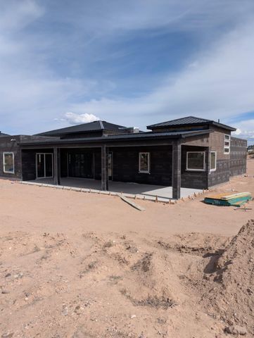1907 Inca Road NE, Rio Rancho, NM 87124