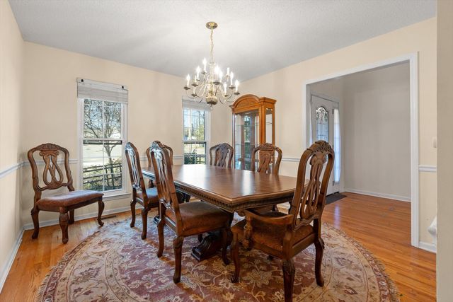 8302 Grinder Creek Place, Chattanooga, TN 37421
