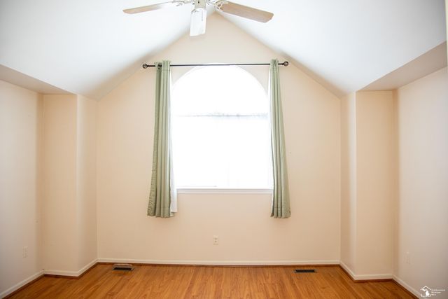 18641 Hilltop Lane, Riverview, MI 48193