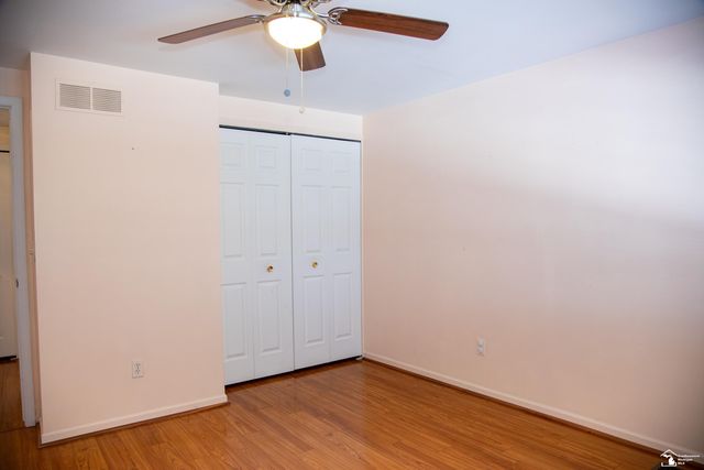 18641 Hilltop Lane, Riverview, MI 48193