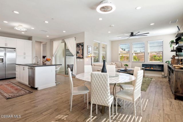 2400 Conroy Avenue, Camarillo, CA 93012