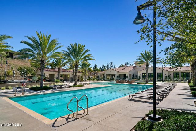 2400 Conroy Avenue, Camarillo, CA 93012