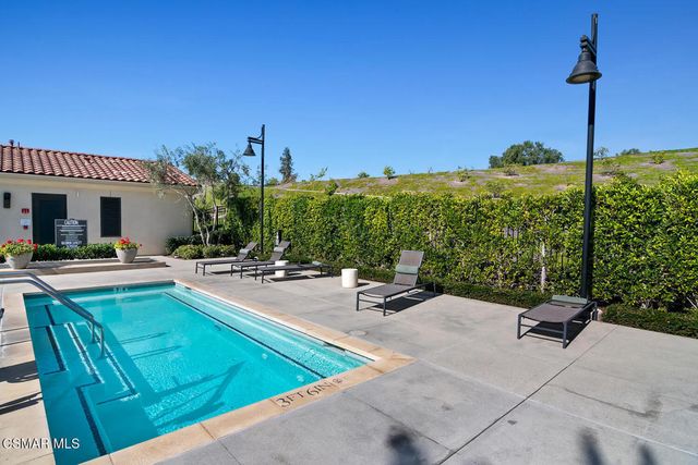 2400 Conroy Avenue, Camarillo, CA 93012