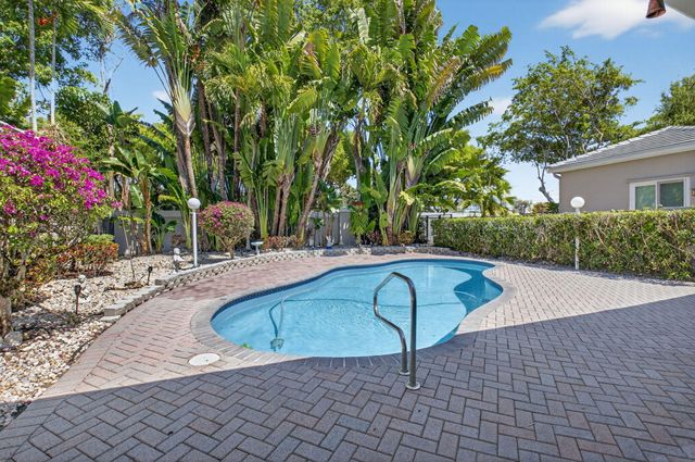 8111 Hampton Wood Drive, Boca Raton, FL 33433
