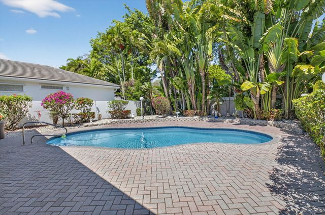 8111 Hampton Wood Drive, Boca Raton, FL 33433
