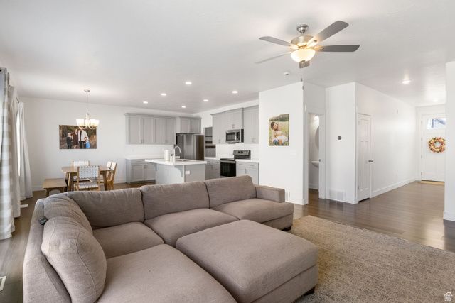 3685 N CUADE ST, Eagle Mountain, UT 84005