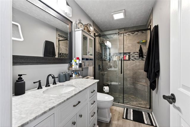 412 Clover Hill Drive, Tipp City, OH 45371