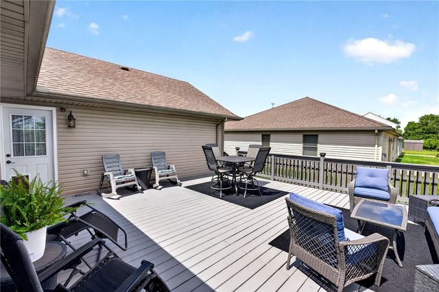 412 Clover Hill Drive, Tipp City, OH 45371