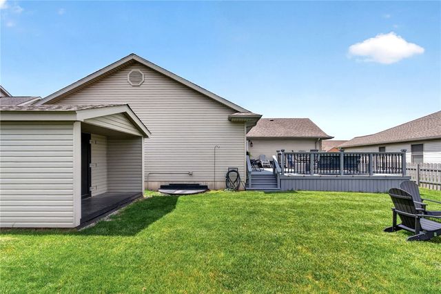 412 Clover Hill Drive, Tipp City, OH 45371