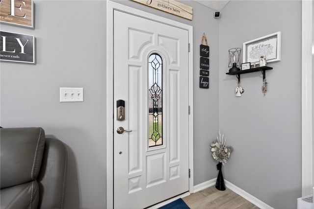 412 Clover Hill Drive, Tipp City, OH 45371
