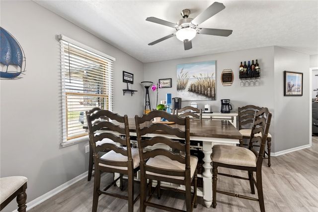 412 Clover Hill Drive, Tipp City, OH 45371