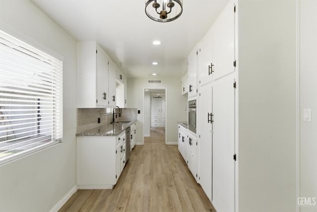 3104 La Casa Place, Bakersfield, CA 93306