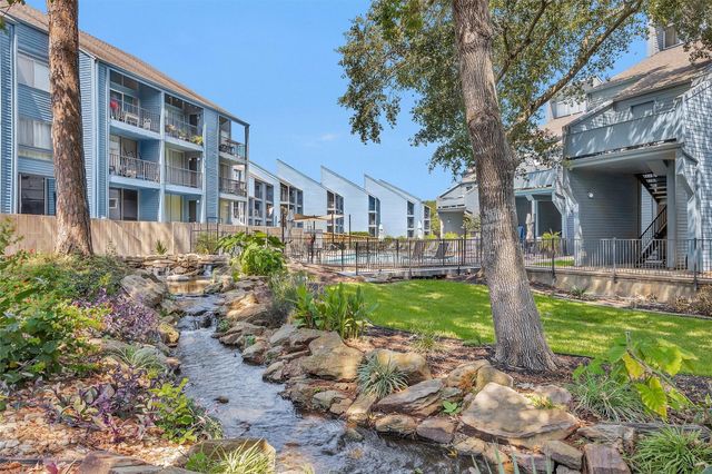 12500 Melville Drive 138D, Montgomery, TX 77356