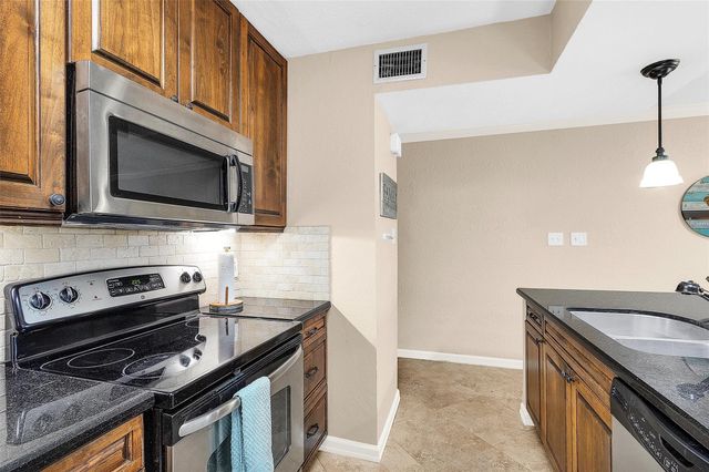 12500 Melville Drive 138D, Montgomery, TX 77356