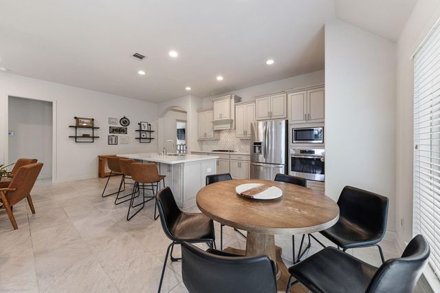 357 Capriccio Lane, Montgomery, TX 77316