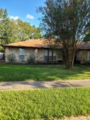 2410 Spring Dusk Lane, Spring, TX 77373