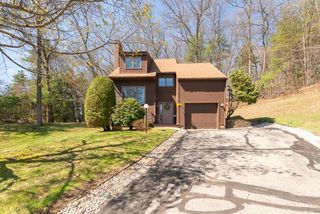 21 Gloucester Lane # 21, Nashua, NH 03063