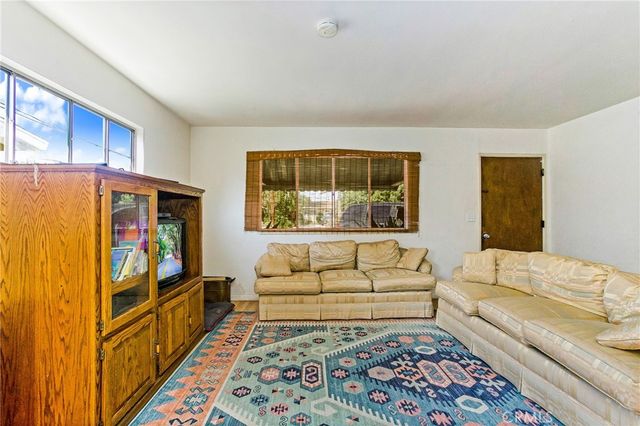 2234 Avalon Street, Costa Mesa, CA 92627