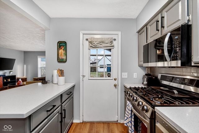 1413 E Vermont Street, Indianapolis, IN 46201