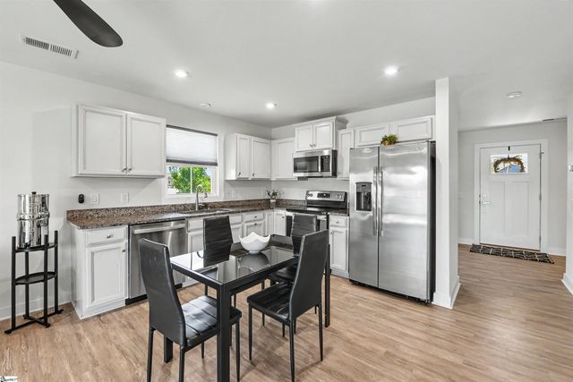202 Bending Branch Road, Greenville, SC 29605