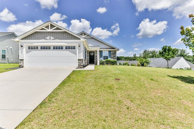 202 Bending Branch Road, Greenville, SC 29605