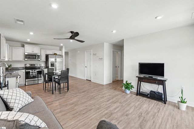 202 Bending Branch Road, Greenville, SC 29605