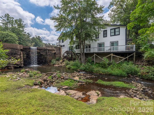 130 Old Mill Road 219, Flat Rock, NC 28731