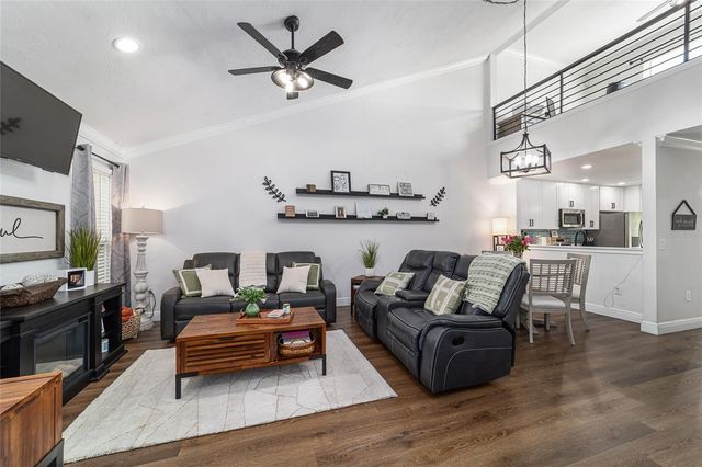 2318 SE 19TH CIRCLE, Ocala, FL 34471