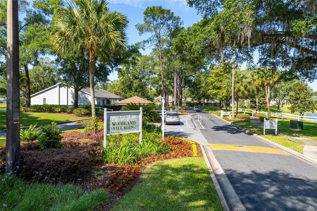 2318 SE 19TH CIRCLE, Ocala, FL 34471