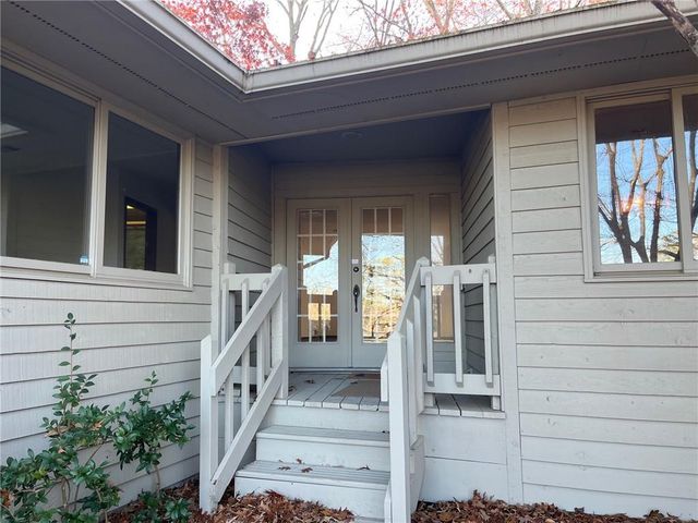 4198 Lake Rill Court, Marietta, GA 30062