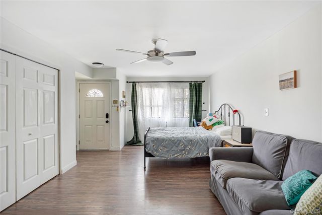 17A Gregory Lane, Staten Island, NY 10314