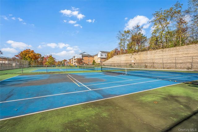 17A Gregory Lane, Staten Island, NY 10314