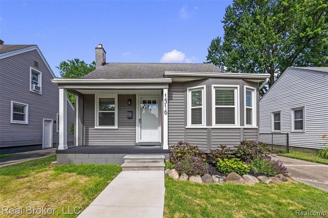 1516 Hoffman Avenue, Royal Oak, MI 48067