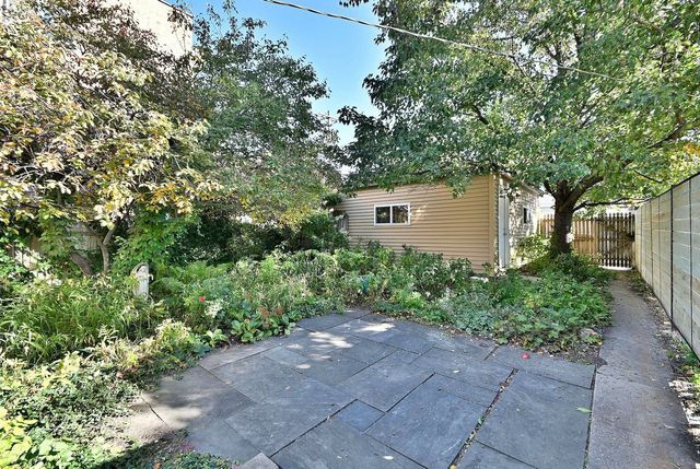 5423 N Artesian Avenue, Chicago, IL 60625