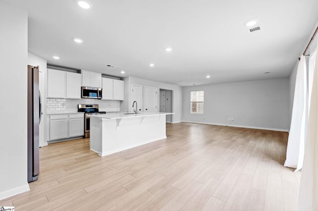 1306 Fairbairn Road, Spartanburg, SC 29303