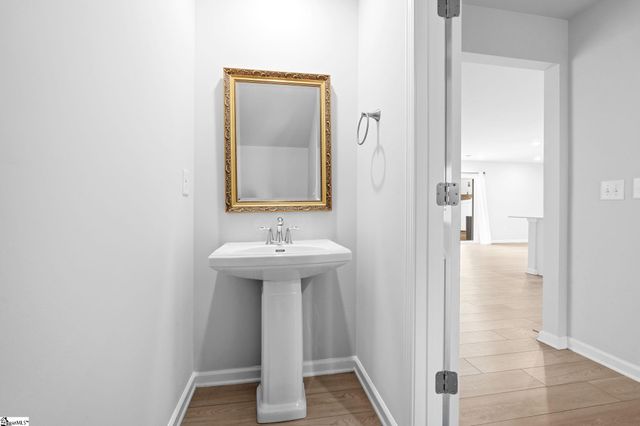 1306 Fairbairn Road, Spartanburg, SC 29303