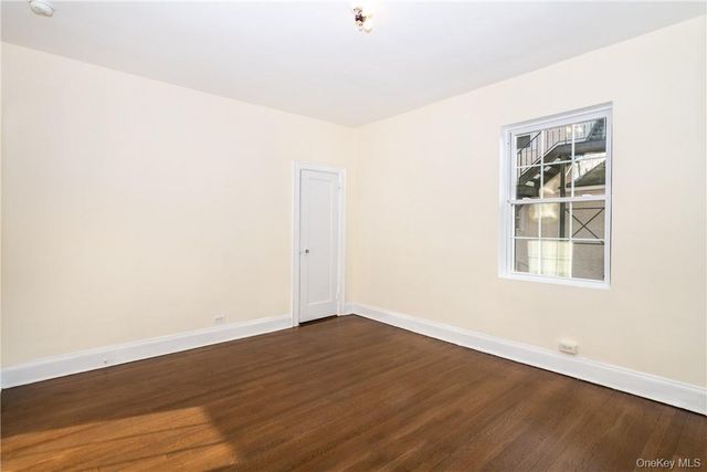 7 Nepera Place 2, Hastings-on-hudson, NY 10706