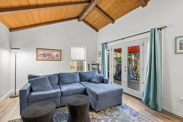 8169 Chenin Blanc Ln, Fair Oaks, CA 95628